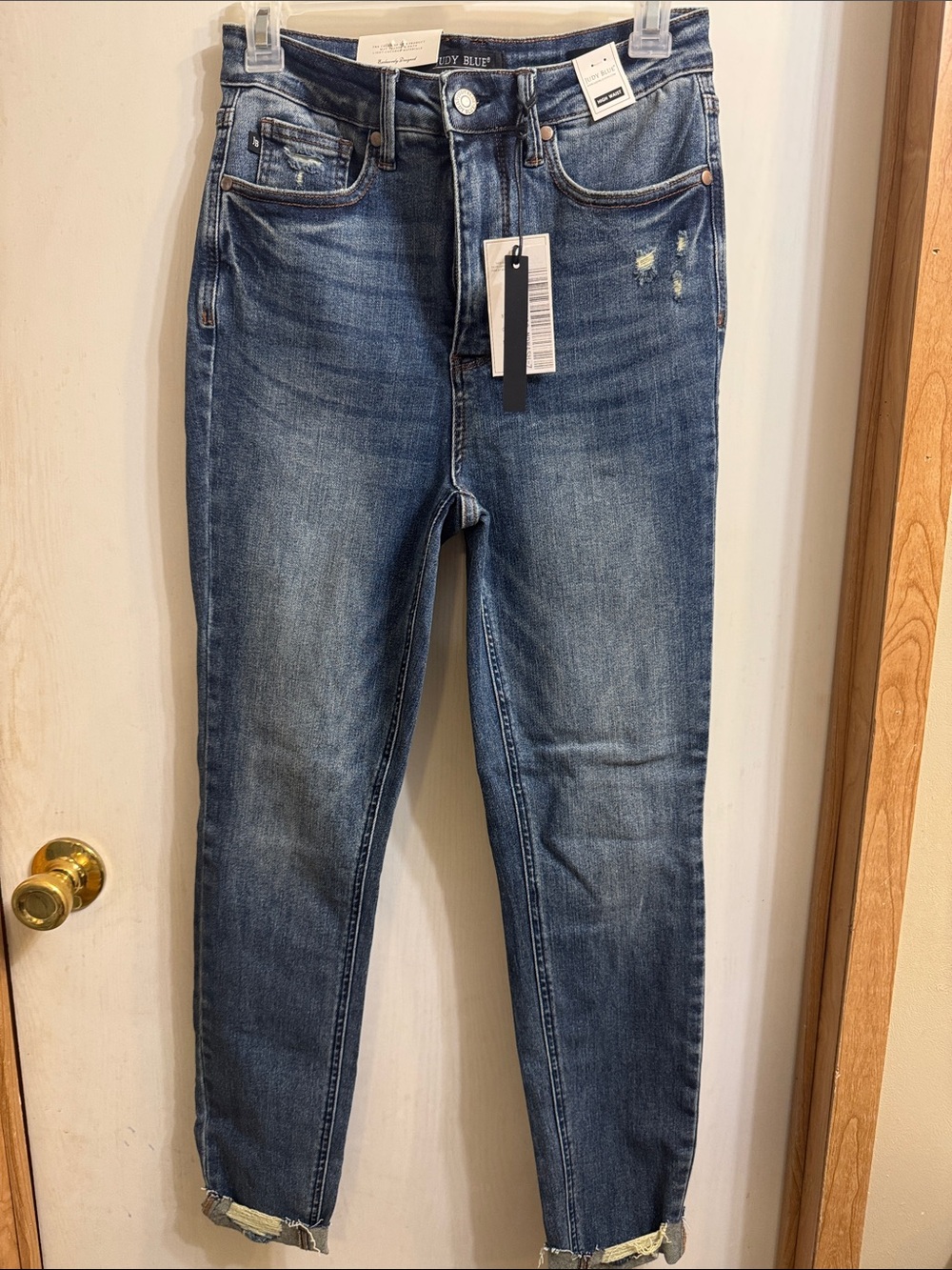 Judy Blue Mid Wash Blue skinny Jeans